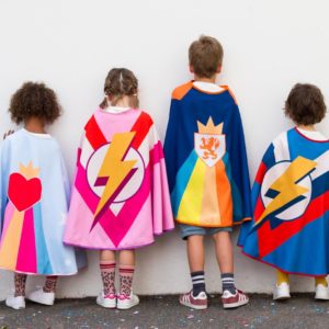 Capes de super-héros pour enfants en tissu imprimé par Up'Textile