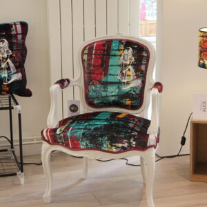19.14 chaise tapissier